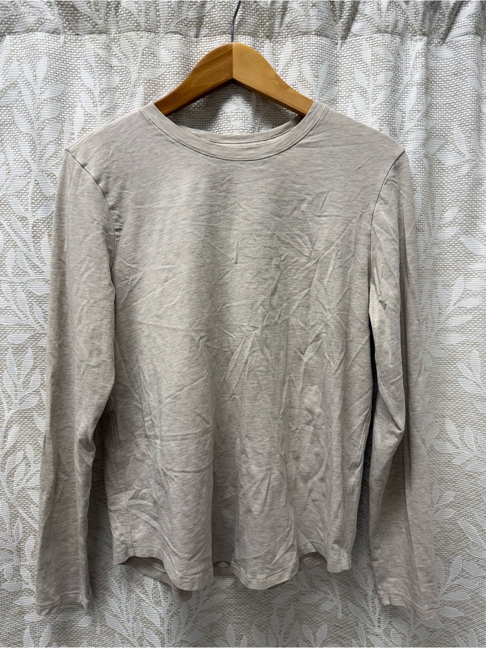 lululemon athletica Women's Long-Sleeve Crewneck Top - Light Beige (worn once)